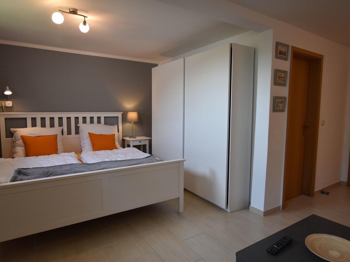 Apartment In Robertsdorf With Garden, Terrace, Barbecue Blowatz Exterior foto